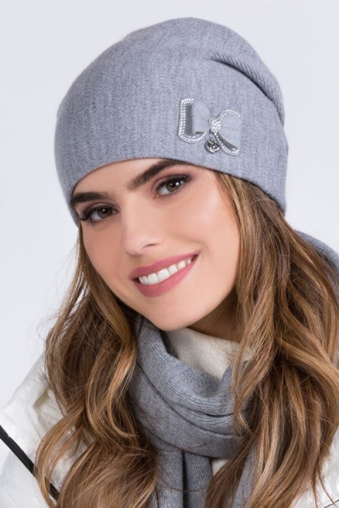 Czapka Damska Model Wika Grey - Kamea - uniwersalny Czapka Damska Model Wika Grey - Kamea - uniwersalny