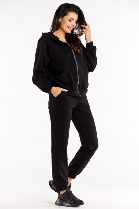 Spodnie Dresowe Model M325 Black - Infinite You - M Spodnie Dresowe Model M325 Black - Infinite You - M