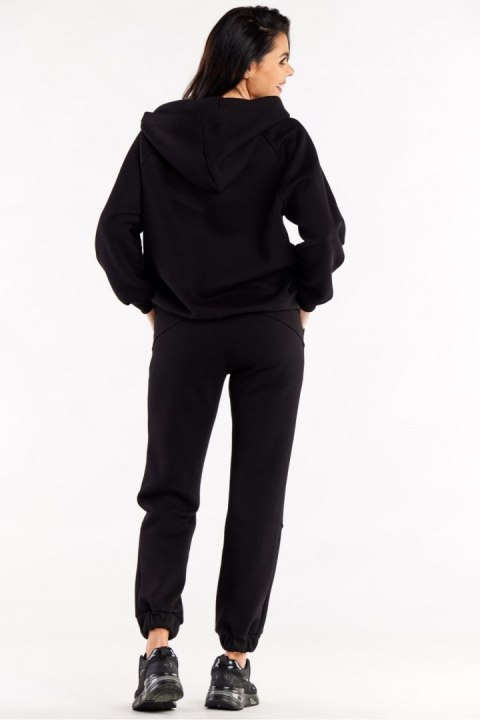 Spodnie Dresowe Model M325 Black - Infinite You - M Spodnie Dresowe Model M325 Black - Infinite You - M