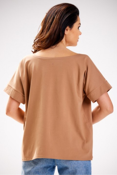 Bluzka Model M254 Beige - Infinite You - uniwersalny Bluzka Model M254 Beige - Infinite You - uniwersalny