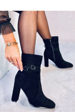 Botki zamszowe na obcasie DIANES BLACK - Inello - 41