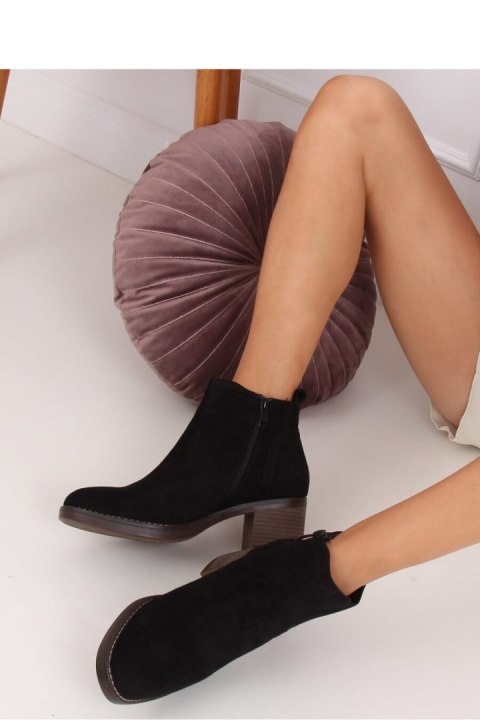 BOTKI NA SZEROKIM OBCASIE CZARNE UK18P BLACK - Inello - 38 BOTKI NA SZEROKIM OBCASIE CZARNE UK18P BLACK - Inello - 38