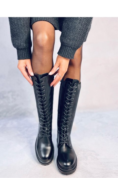 Oficerki z elastyczną cholewką EDDIES BLACK - Inello - 37 Oficerki z elastyczną cholewką EDDIES BLACK - Inello - 37