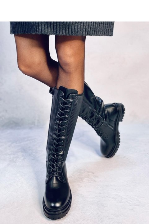 Oficerki z elastyczną cholewką EDDIES BLACK - Inello - 39 Oficerki z elastyczną cholewką EDDIES BLACK - Inello - 39