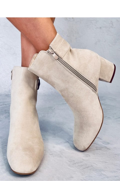 Botki na niskim obcasie LANNE BEIGE - Inello - 39 Botki na niskim obcasie LANNE BEIGE - Inello - 39