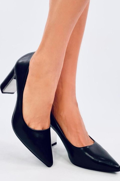 Czółenka na słupku licowe LAURENTS BLACK - Inello - 37 Czółenka na słupku licowe LAURENTS BLACK - Inello - 37