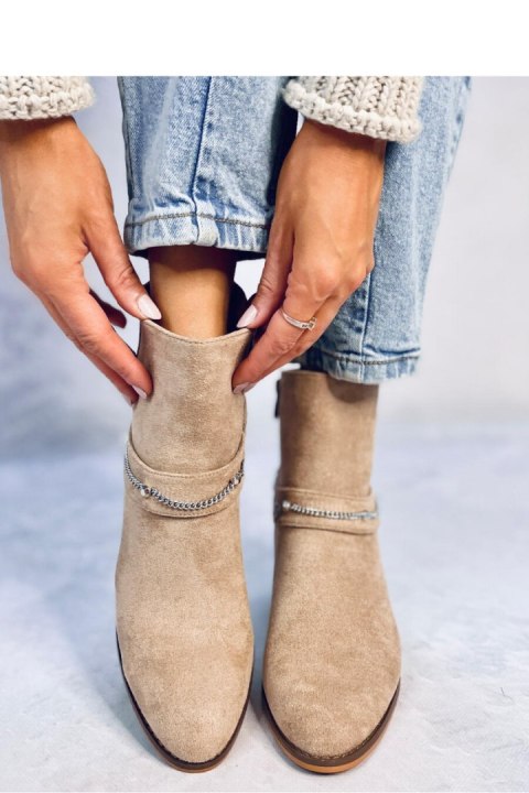 Botki na obcasie zamszowe ATHING KHAKI - Inello - 38 Botki na obcasie zamszowe ATHING KHAKI - Inello - 38
