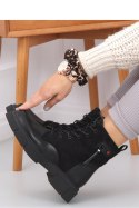 Botki na grubej podeszwie PROVO BLACK - Inello - 37 Botki na grubej podeszwie PROVO BLACK - Inello - 37