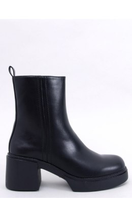 Botki na stabilnym obcasie RUFFIN BLACK - Inello - 40