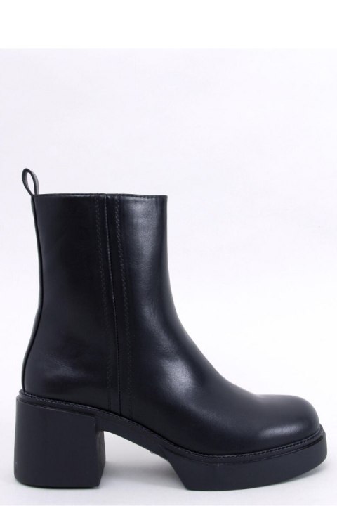 Botki na stabilnym obcasie RUFFIN BLACK - Inello - 40 Botki na stabilnym obcasie RUFFIN BLACK - Inello - 40