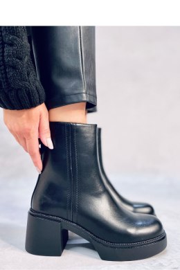 Botki na stabilnym obcasie RUFFIN BLACK - Inello - 40