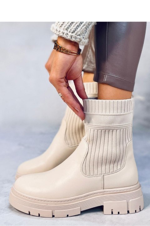 Botki z elastyczną cholewką DEMUS BEIGE - Inello - 40 Botki z elastyczną cholewką DEMUS BEIGE - Inello - 40