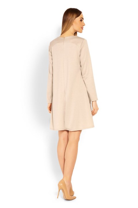 Sukienka Model 1359 Beige - PeeKaBoo - XXL Sukienka Model 1359 Beige - PeeKaBoo - XXL