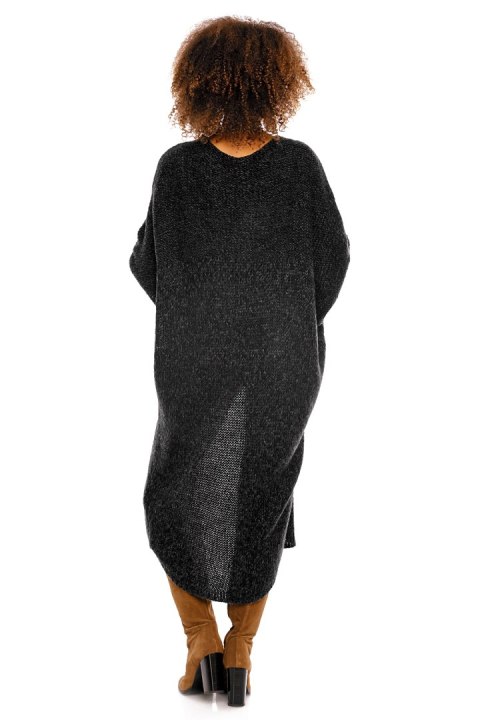 Sweter Narzutka model 30053C Black - PeeKaBoo - uniwersalny Sweter Narzutka model 30053C Black - PeeKaBoo - uniwersalny
