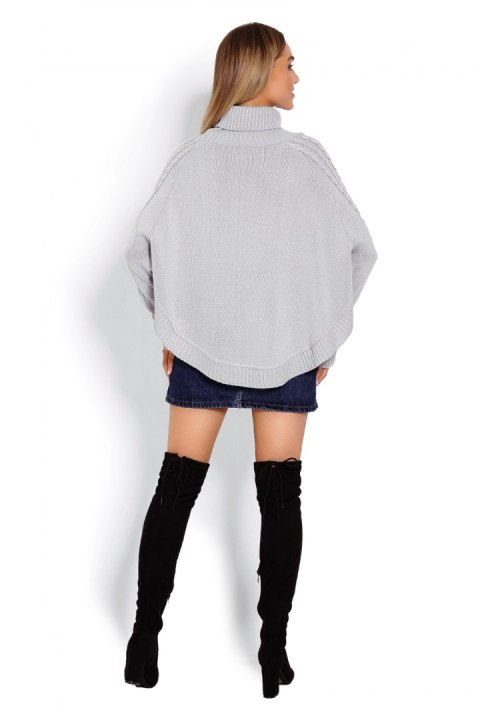 Sweter Ponczo Model 70009 Grey - PeeKaBoo - uniwersalny Sweter Ponczo Model 70009 Grey - PeeKaBoo - uniwersalny