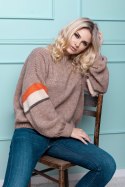 Sweter Damski Model 30079 Cappuccino - PeeKaBoo - uniwersalny Sweter Damski Model 30079 Cappuccino - PeeKaBoo - uniwersalny