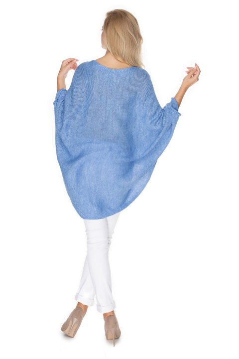 Sweter Ponczo Model 30068 Jeans - PeeKaBoo - uniwersalny Sweter Ponczo Model 30068 Jeans - PeeKaBoo - uniwersalny