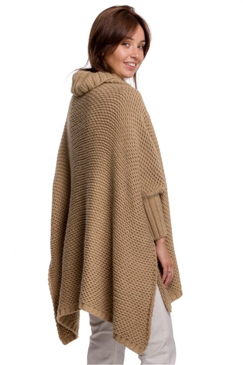Sweter Ponczo Model BK049 Camel - BE Knit - uniwersalny Sweter Ponczo Model BK049 Camel - BE Knit - uniwersalny