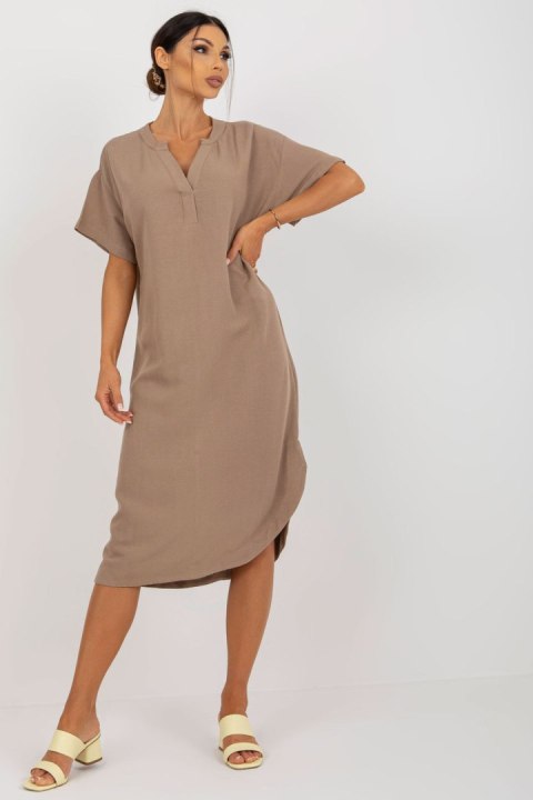 Sukienka Model TW-SK-BE-AZ101.40P Dark Beige - Och Bella - S Sukienka Model TW-SK-BE-AZ101.40P Dark Beige - Och Bella - S