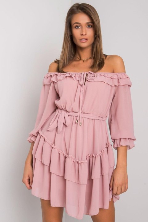 Sukienka Model TW-SK-BI-0931.40P Pink - Och Bella - uniwersalny Sukienka Model TW-SK-BI-0931.40P Pink - Och Bella - uniwersalny