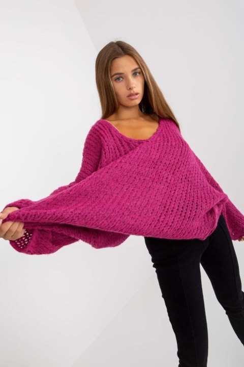Sweter Damski Model TW-SW-BI-M2200.27 Fuksja - Och Bella - uniwersalny Sweter Damski Model TW-SW-BI-M2200.27 Fuksja - Och Bella - uniwersalny