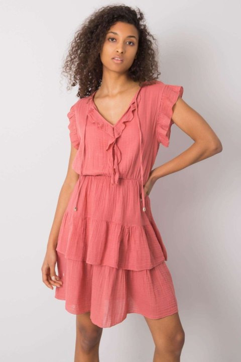 Sukienka Model TW-SK-BI-26594.36P Pink - Och Bella - L Sukienka Model TW-SK-BI-26594.36P Pink - Och Bella - L