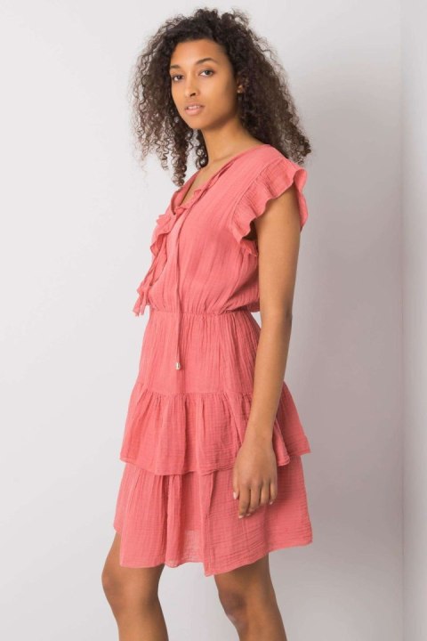 Sukienka Model TW-SK-BI-26594.36P Pink - Och Bella - L Sukienka Model TW-SK-BI-26594.36P Pink - Och Bella - L