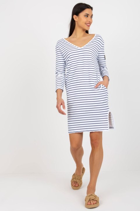 Sukienka Model TW-SK-BL-1010.74 White/Navy - Och Bella - M Sukienka Model TW-SK-BL-1010.74 White/Navy - Och Bella - M