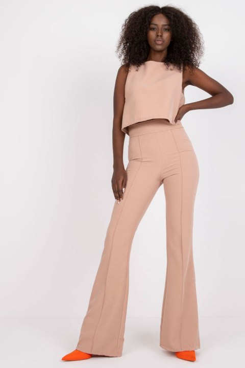 Spodnie Komplet Model DHJ-KMPL-6323.18 Light Pink - Italy Moda - s Spodnie Komplet Model DHJ-KMPL-6323.18 Light Pink - Italy Moda - s