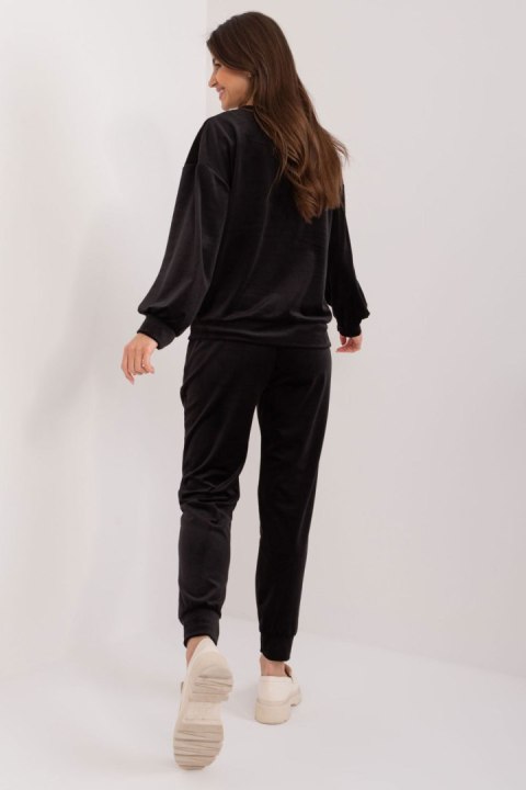 Spodnie Komplet Model DHJ-KMPL-8850.68 Black - Italy Moda - uniwersalny Spodnie Komplet Model DHJ-KMPL-8850.68 Black - Italy Moda - uniwersalny