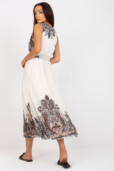 Sukienka Model DHJ-SK-13128.61 White/Black - Italy Moda - uniwersalny Sukienka Model DHJ-SK-13128.61 White/Black - Italy Moda - uniwersalny