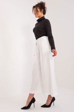 Spodnie Damskie Model DHJ-SP-7723.11 Ecru - Italy Moda - L