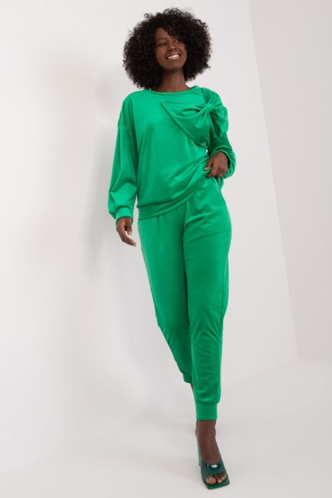 Spodnie Komplet Model DHJ-KMPL-8831.14X Green - Italy Moda - uniwersalny Spodnie Komplet Model DHJ-KMPL-8831.14X Green - Italy Moda - uniwersalny