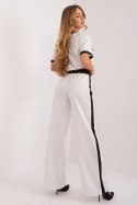 Spodnie Damskie Model LK-SP-509611.91 Ecru - Lakerta - L/XL Spodnie Damskie Model LK-SP-509611.91 Ecru - Lakerta - L/XL