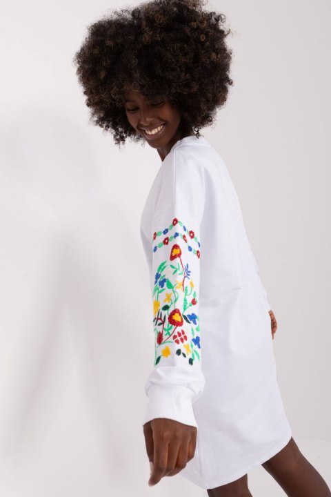 Sukienka Model RV-SK-8979.94P White - Rue Paris - L/XL Sukienka Model RV-SK-8979.94P White - Rue Paris - L/XL
