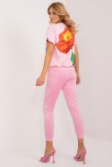 Spodnie Komplet Model DHJ-KMPL-8899-1.04 Light Pink - Rue Paris - uniwersalny Spodnie Komplet Model DHJ-KMPL-8899-1.04 Light Pink - Rue Paris - uniwersalny
