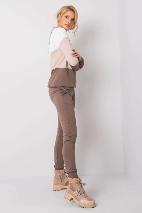 Spodnie Komplet Model RV-KMPL-5971.05 Beige - Rue Paris - S Spodnie Komplet Model RV-KMPL-5971.05 Beige - Rue Paris - S