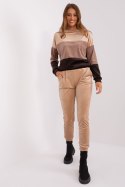 Spodnie Komplet Model WN-KMPL-8214.31 Beige - Rue Paris - S Spodnie Komplet Model WN-KMPL-8214.31 Beige - Rue Paris - S