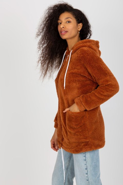 Bluza Damska Model RV-BL-8435.96P Light Brown - Rue Paris - S/M Bluza Damska Model RV-BL-8435.96P Light Brown - Rue Paris - S/M