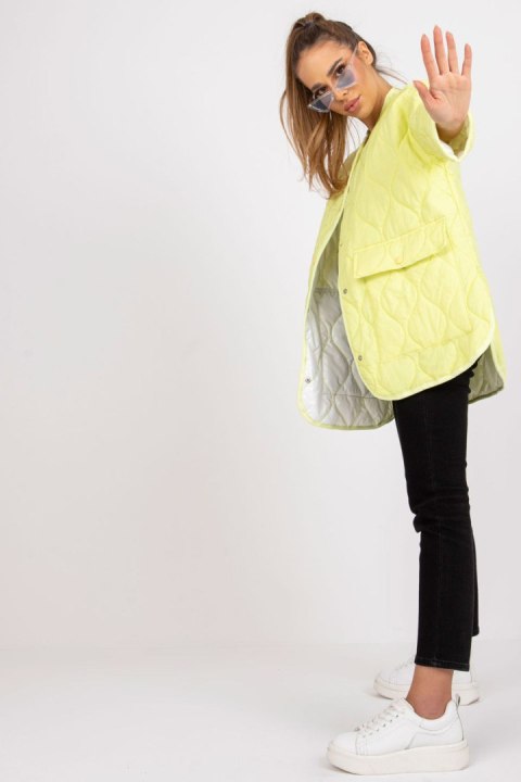 Kurtka Damska Model RV-KR-001.95P Light Yellow - Rue Paris - S/M Kurtka Damska Model RV-KR-001.95P Light Yellow - Rue Paris - S/M