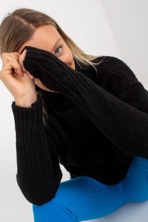 Sweter Damski Model LC-SW-3019.05P Black - Rue Paris - uniwersalny Sweter Damski Model LC-SW-3019.05P Black - Rue Paris - uniwersalny
