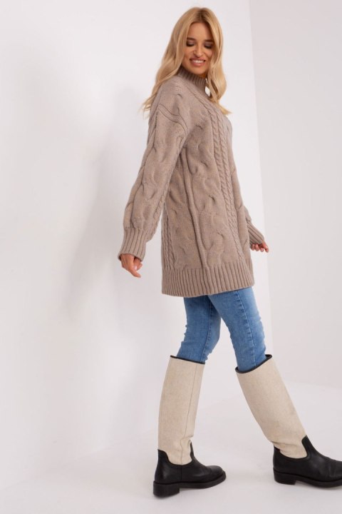 Sweter Damski Model AT-SW-2367-1.35P Dark Beige - AT - uniwersalny Sweter Damski Model AT-SW-2367-1.35P Dark Beige - AT - uniwersalny