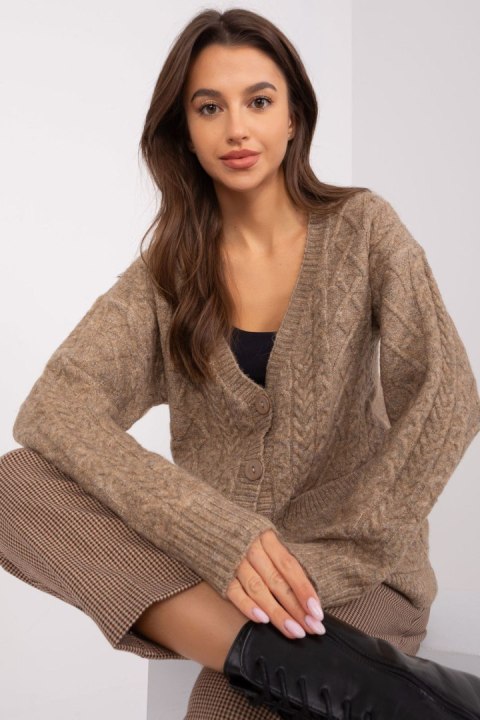 Sweter Damski Model AT-SW-2358.31 Dark Beige - AT - uniwersalny Sweter Damski Model AT-SW-2358.31 Dark Beige - AT - uniwersalny