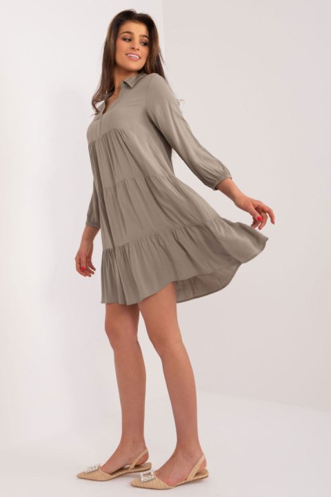 Sukienka Model D73761Z30425A Khaki - Sublevel - XL Sukienka Model D73761Z30425A Khaki - Sublevel - XL