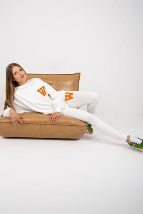 Spodnie Komplet Model FA-KMPL-7893.67 White - Fancy - S/M Spodnie Komplet Model FA-KMPL-7893.67 White - Fancy - S/M
