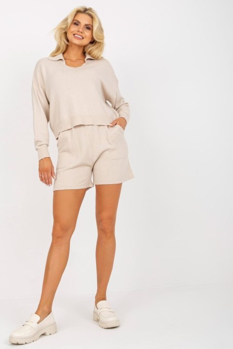 Spodnie Komplet Model EM-KMPL-20375.23 Light Beige - EM - uniwersalny Spodnie Komplet Model EM-KMPL-20375.23 Light Beige - EM - uniwersalny