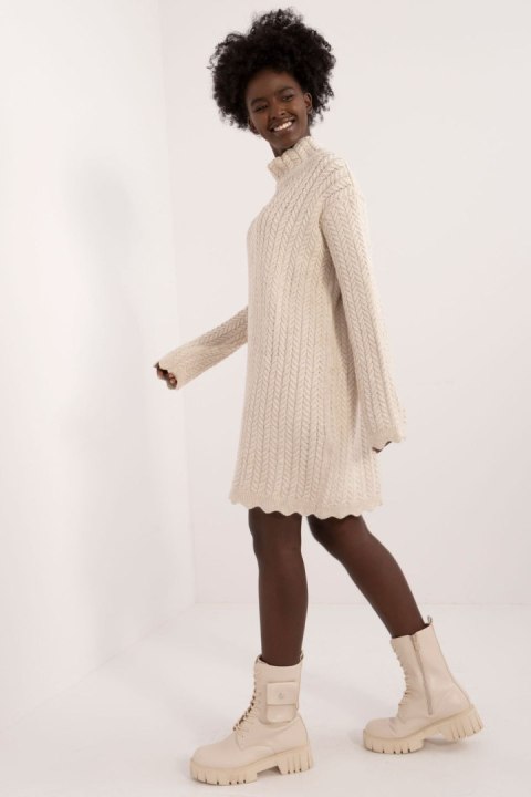 Sukienka Model BA-SK-0526.91 Light Beige - Badu - uniwersalny Sukienka Model BA-SK-0526.91 Light Beige - Badu - uniwersalny