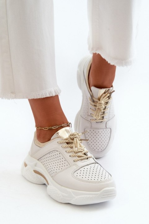 Buty Sportowe Model Dzumati 22PB32-4646 WHite/Gold - Step in style - 40 Buty Sportowe Model Dzumati 22PB32-4646 WHite/Gold - Step in style - 40