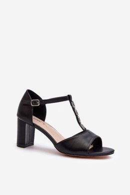 Sandały Model Triavera 24SD98-7148 Black - Step in style - 38