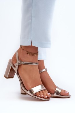 Sandały Model Glindra 24SD98-6986 Szampan - Step in style - 39